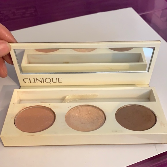 Clinique eyeshadow trio - Picture 1 of 4